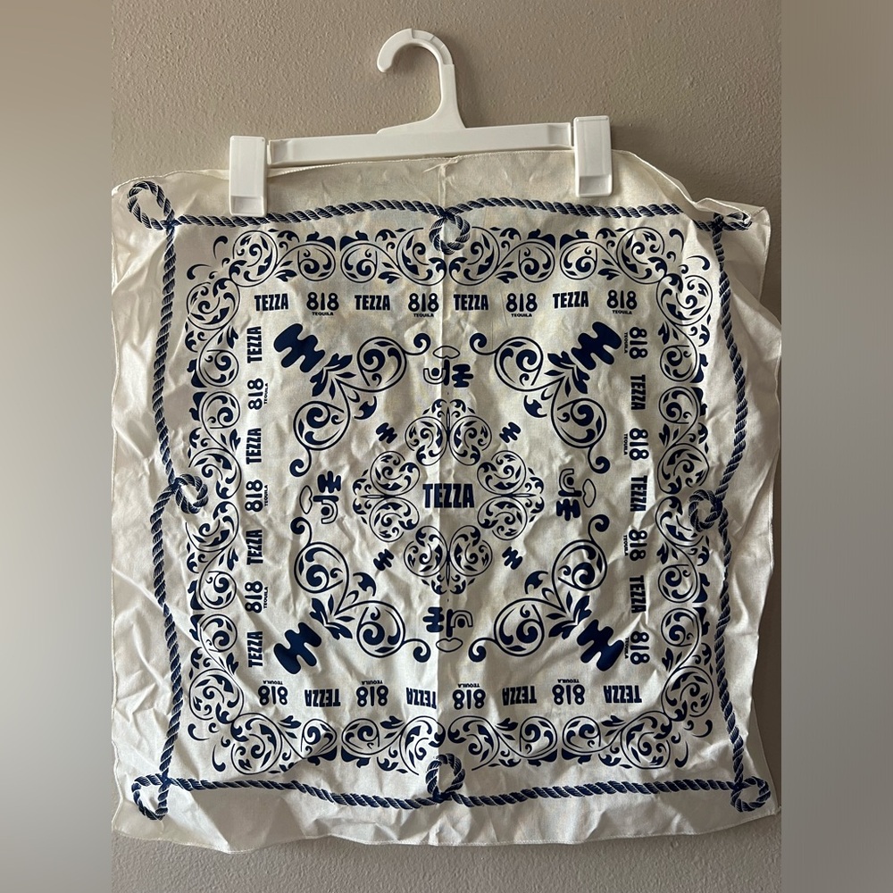 Tezza x 818 White and Blue Patterned bandanna